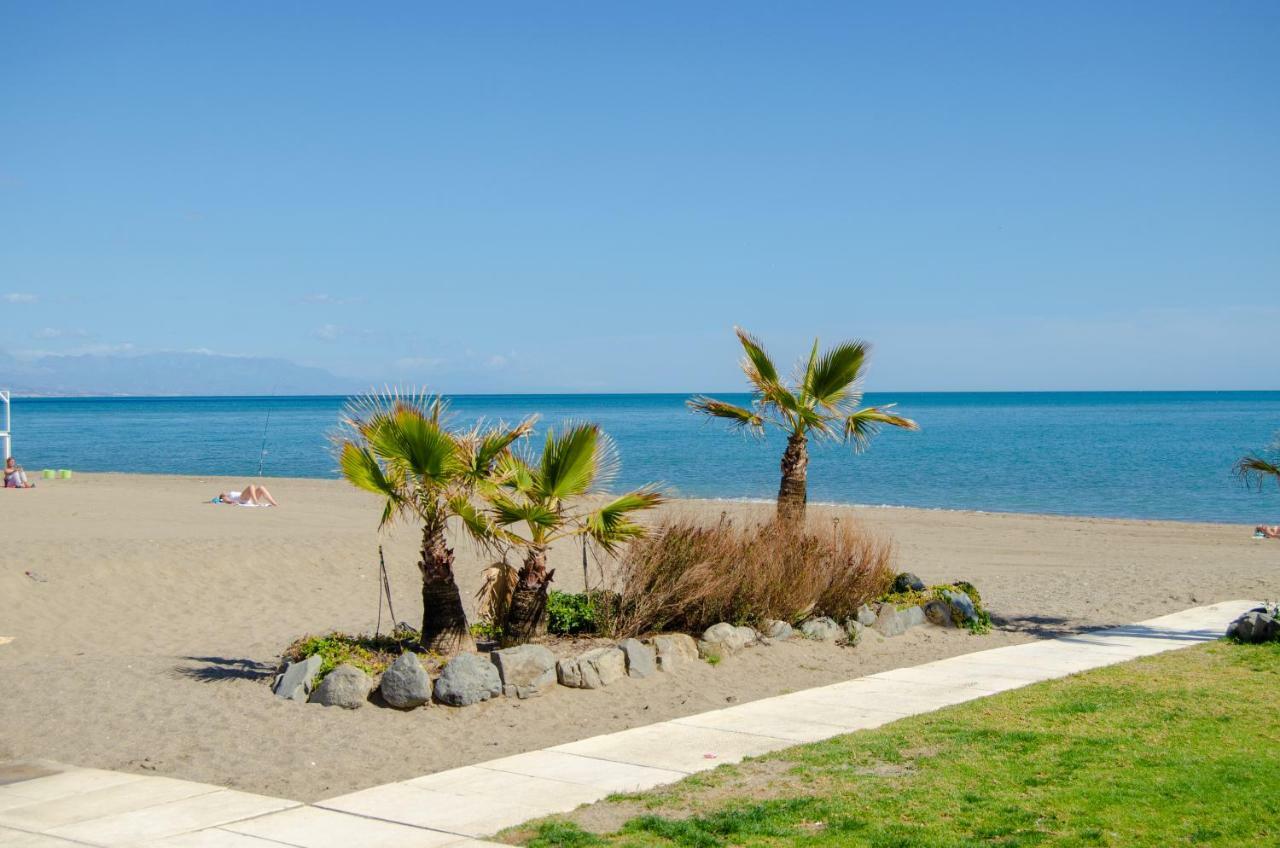 Apartamento Vacacional A 1 Minuto De La Playa - Carihuela 토레몰리노스 외부 사진